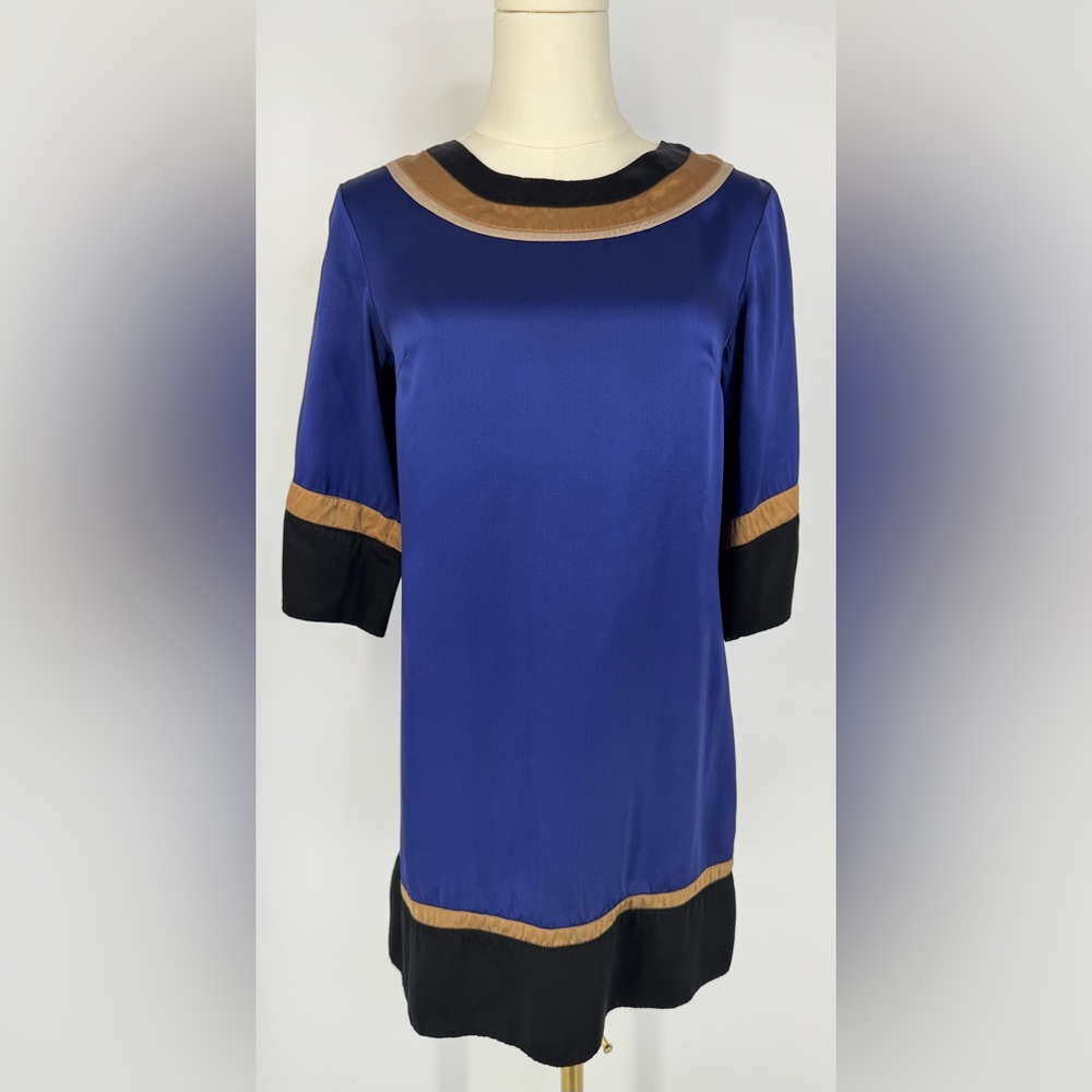 Kensie navy, black & tan 100% silk shift dress